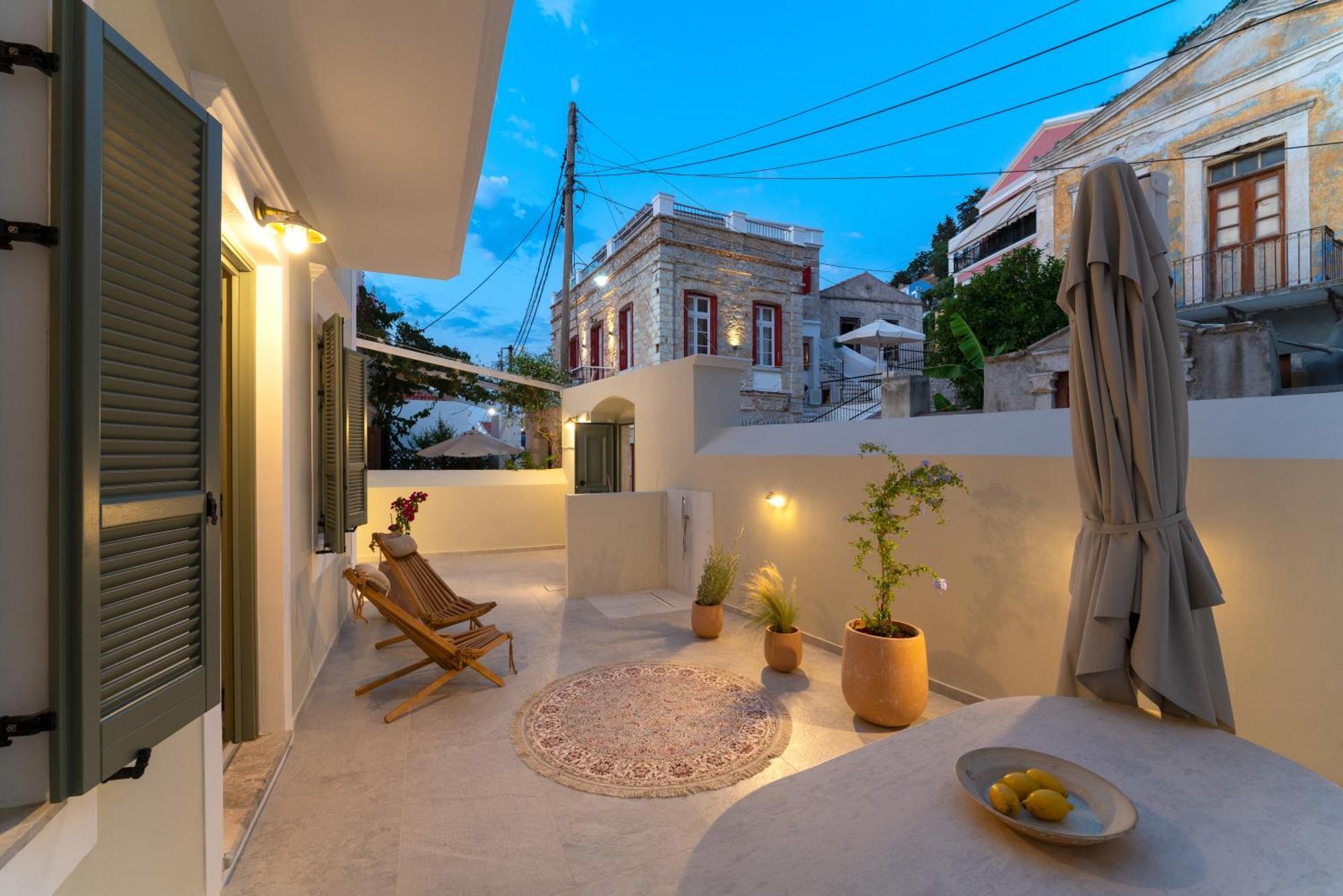 Nisomar Suites Σύμη Εξωτερικό φωτογραφία